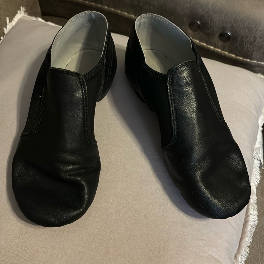 Kid’s black dance shoes